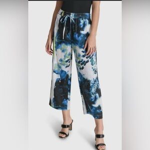 DKNY Straight Leg Linen Ankle Pants Women’s Size Medium (NWT)